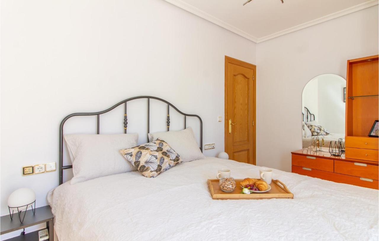 Cozy Apartment In Aguilas With Kitchen Bagian luar foto